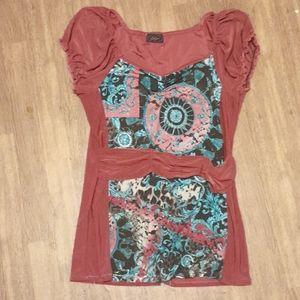 SM/MED V- NECK TOP
